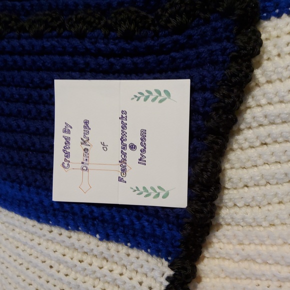 Patriotic Shoulder Wrap - Picture 5 of 5